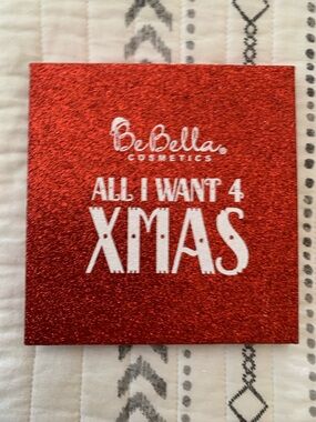 All I Want 4 XMAS Eyeshadow Palette - Shimmer Red